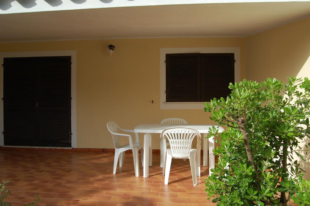 Domu Carmela Villa Villasimius Bagian luar foto